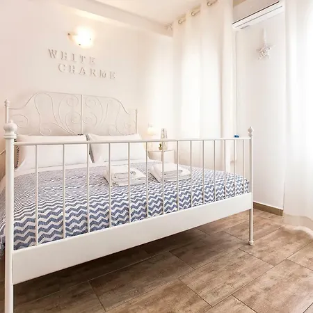 White Charme *