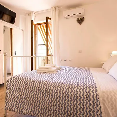 White Charme -self Check In- Guest house Alghero